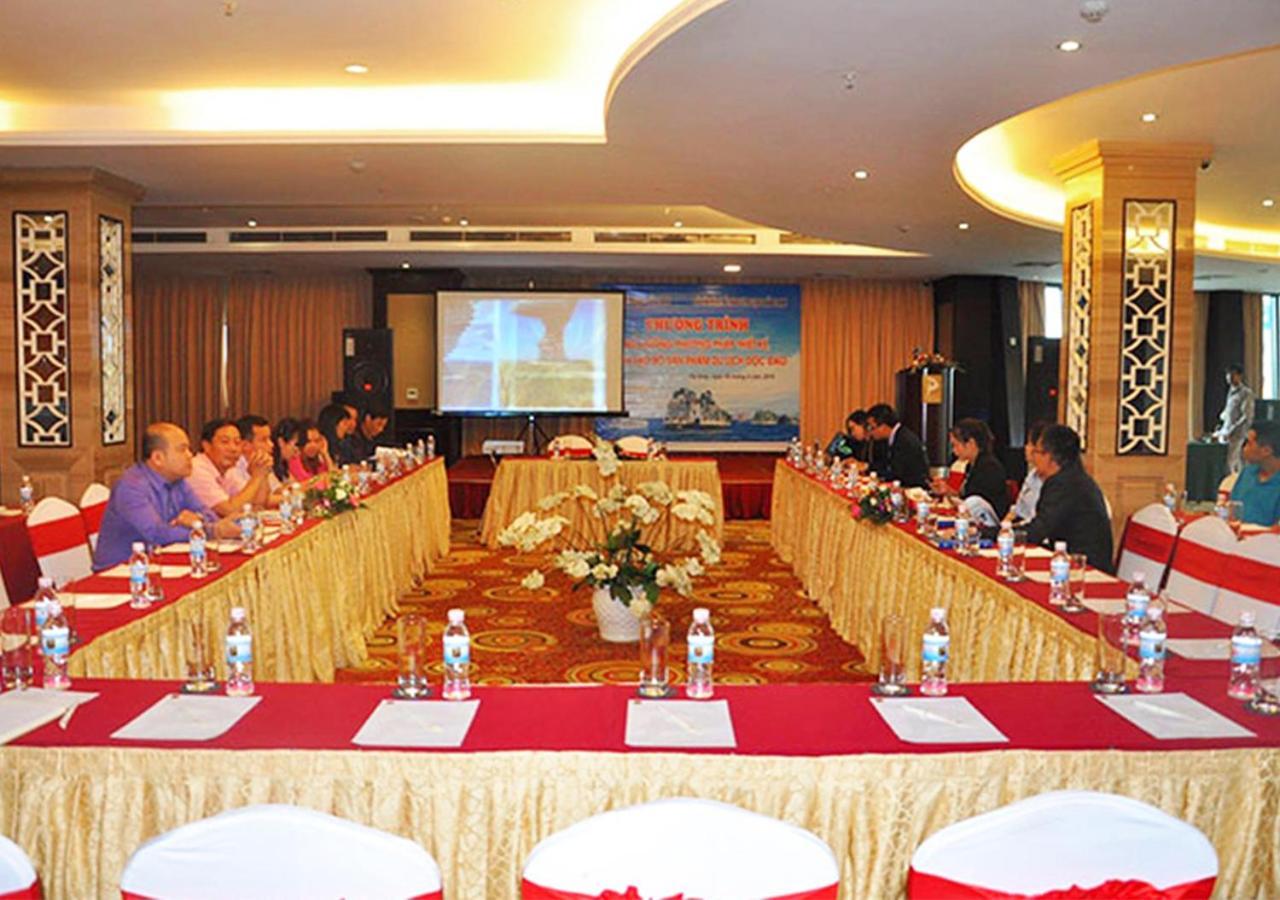 Halong Palace Hotel Ха Лонг Екстериор снимка